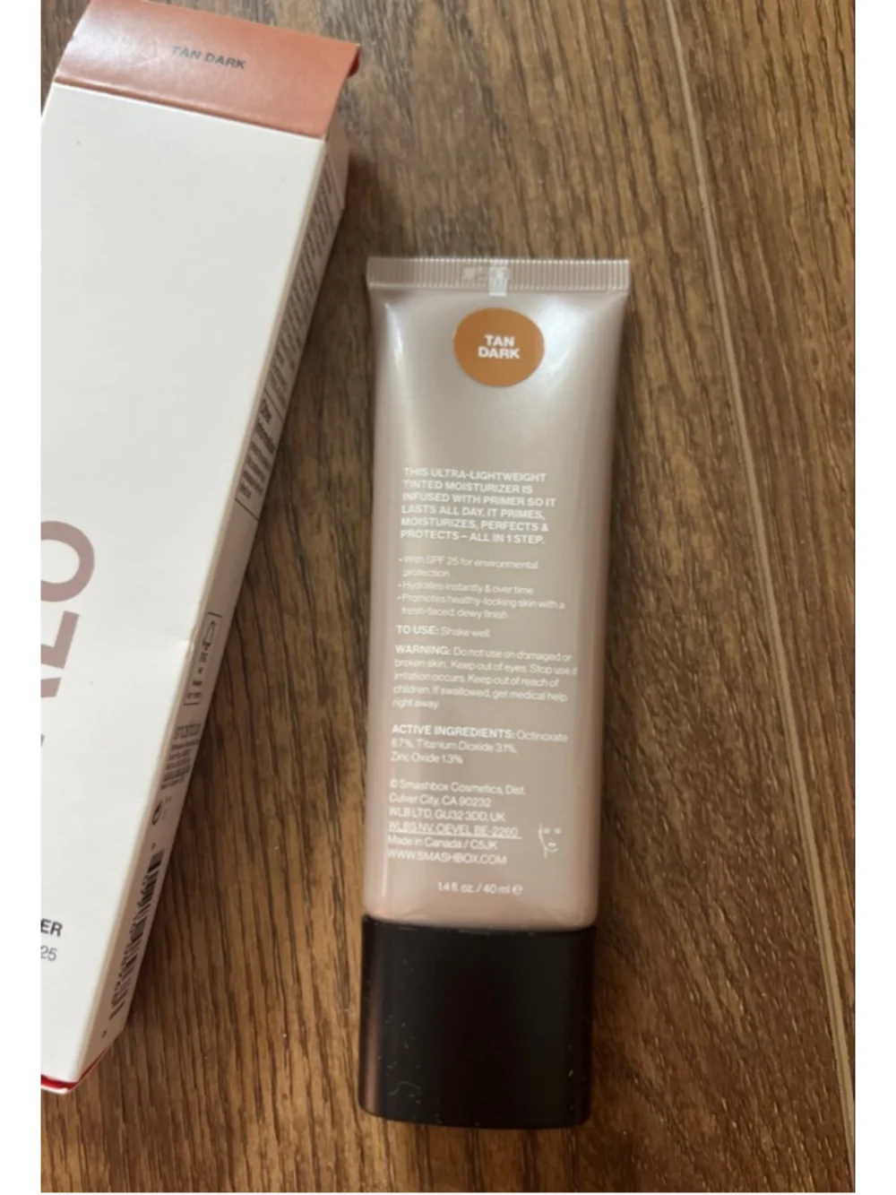Smashbox Halo NIB tinted moisturizer with SPF in tan dark